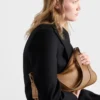 Bolso de hombro grande de cuero Prada Aimae Bolso de hombro grande de cuero Prada Aimae