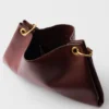 Bolso de hombro grande de cuero Prada Etude Bolso de hombro grande de cuero Prada Etude