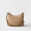 Bolso de hombro grande de cuero Prada Fold Bolso de hombro grande de cuero Prada Fold