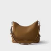 Bolso de hombro grande de cuero Prada Fold Bolso de hombro grande de cuero Prada Fold