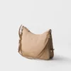 Bolso de hombro grande de cuero Prada Fold Bolso de hombro grande de cuero Prada Fold