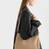 Bolso de hombro grande de cuero Prada Fold Bolso de hombro grande de cuero Prada Fold