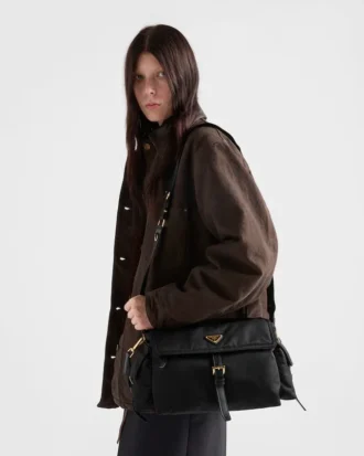 Bolso de hombro grande Prada Explore de Re-Nylon con solapa