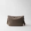 Bolso de hombro mediano de cuero Bolso de hombro mediano de cuero
