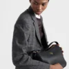 Bolso de hombro mediano de cuero Bolso de hombro mediano de cuero