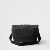 Bolso de hombro mediano de cuero Bolso de hombro mediano de cuero