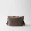 Bolso de hombro mediano de cuero Bolso de hombro mediano de cuero