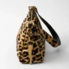 Bolso de hombro mediano de cuero estampado Prada Aimae Bolso de hombro mediano de cuero estampado Prada Aimae