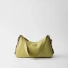 Bolso de hombro mediano de cuero Prada Aimae Bolso de hombro mediano de cuero Prada Aimae