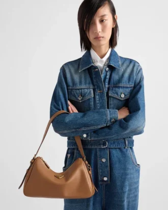 Bolso de hombro mediano de cuero Prada Aimae