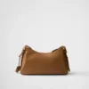 Bolso de hombro mediano de cuero Prada Aimae Bolso de hombro mediano de cuero Prada Aimae