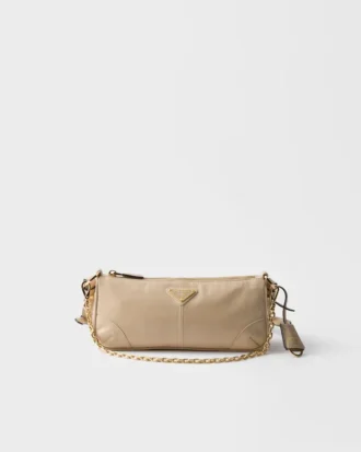 Bolso de hombro mediano de cuero Prada Re-Edition 2002