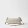Bolso de hombro mediano de cuero Prada Re-Edition 2002