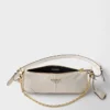 Bolso de hombro mediano de cuero Prada Re-Edition 2002