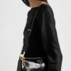 Bolso de hombro mediano de cuero Prada Re-Edition 2002 Bolso de hombro mediano de cuero Prada Re-Edition 2002
