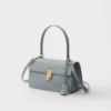 Bolso de hombro mediano de cuero Prada Soft de Prada Bolso de hombro mediano de cuero Prada Soft de Prada