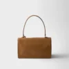 Bolso de hombro mediano de cuero Prada Soft de Prada Bolso de hombro mediano de cuero Prada Soft de Prada