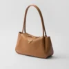 Bolso de hombro mediano de piel Prada Darling Bolso de hombro mediano de piel Prada Darling