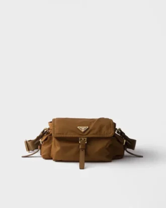 Bolso de hombro mediano Prada Explore de Re-Nylon con solapa