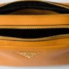 Bolso de hombro pequeño de cuero Bolso de hombro pequeño de cuero