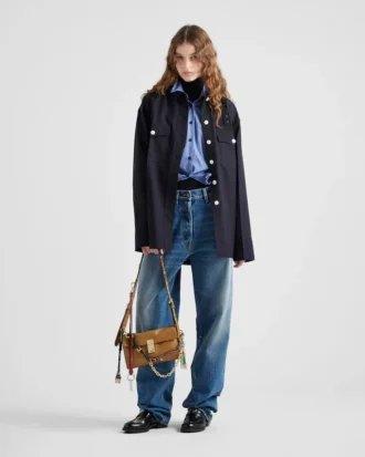 Bolso de hombro pequeño de cuero Prada Soft con dijes Bolso de hombro pequeño de cuero Prada Soft con dijes