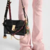 Bolso de hombro pequeño de cuero Prada Soft con dijes