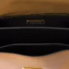 Bolso de hombro pequeño de cuero Prada Soft con dijes