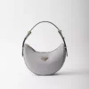 Bolso de hombro pequeño de piel Prada Arqua Bolso de hombro pequeño de piel Prada Arqua