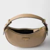 Bolso de hombro pequeño de piel Prada Arqua Bolso de hombro pequeño de piel Prada Arqua
