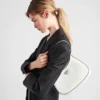 Bolso de hombro Prada Cleo de piel cepillada Bolso de hombro Prada Cleo de piel cepillada