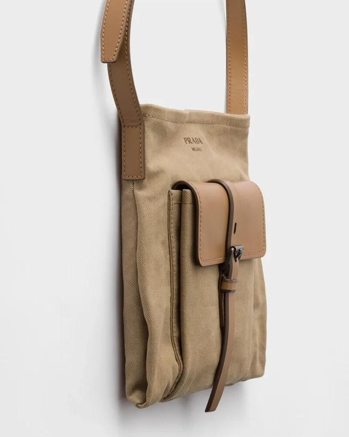 Bolso de hombro Prada Route de lona y cuero Bolso de hombro Prada Route de lona y cuero