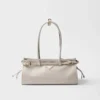 Bolso de mano mediano Bonnie de Prada Bolso de mano mediano Bonnie de Prada