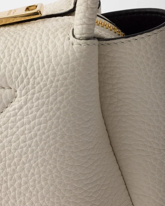 Bolso de mano mini de piel Bolso de mano mini de piel