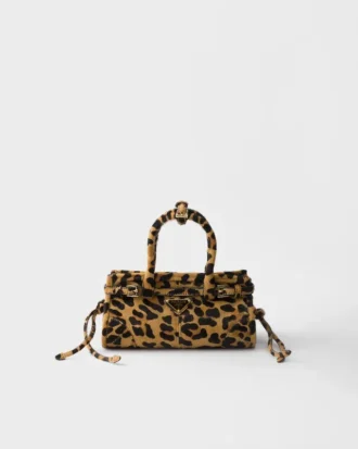 Bolso de mano Prada Bonnie Mini de piel estampada
