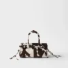 Bolso de mano Prada Bonnie Mini de piel estampada Bolso de mano Prada Bonnie Mini de piel estampada