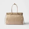 Bolso de piel extragrande Prada Bonnie Bolso de piel extragrande Prada Bonnie