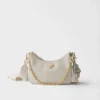 Bolso de piel Saffiano Prada Re-Edition 2005 Bolso de piel Saffiano Prada Re-Edition 2005