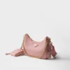 Bolso de piel Saffiano Prada Re-Edition 2005
