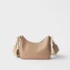 Bolso de piel Saffiano Prada Re-Edition 2005