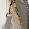 Bolso de piel Saffiano Prada Re-Edition 2005 Bolso de piel Saffiano Prada Re-Edition 2005