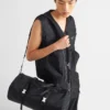 Bolso de viaje de Re-Nylon y piel Saffiano Bolso de viaje de Re-Nylon y piel Saffiano