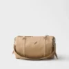 Bolso de viaje grande de Re-Nylon y piel Saffiano Bolso de viaje grande de Re-Nylon y piel Saffiano