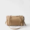 Bolso de viaje grande de Re-Nylon y piel Saffiano Bolso de viaje grande de Re-Nylon y piel Saffiano