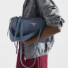 Bolso de viaje grande de Re-Nylon y piel Saffiano Bolso de viaje grande de Re-Nylon y piel Saffiano