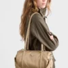 Bolso de viaje grande de Re-Nylon y piel Saffiano Bolso de viaje grande de Re-Nylon y piel Saffiano
