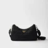 Bolso grande acolchado de Re-Nylon Bolso grande acolchado de Re-Nylon