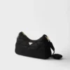 Bolso grande acolchado de Re-Nylon Bolso grande acolchado de Re-Nylon