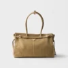 Bolso grande de piel de nubuck Bonnie de Prada Bolso grande de piel de nubuck Bonnie de Prada