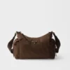 Bolso grande Explore de Prada en Re-Nylon y piel Bolso grande Explore de Prada en Re-Nylon y piel