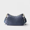 Bolso grande Explore de Prada en Re-Nylon y piel Bolso grande Explore de Prada en Re-Nylon y piel